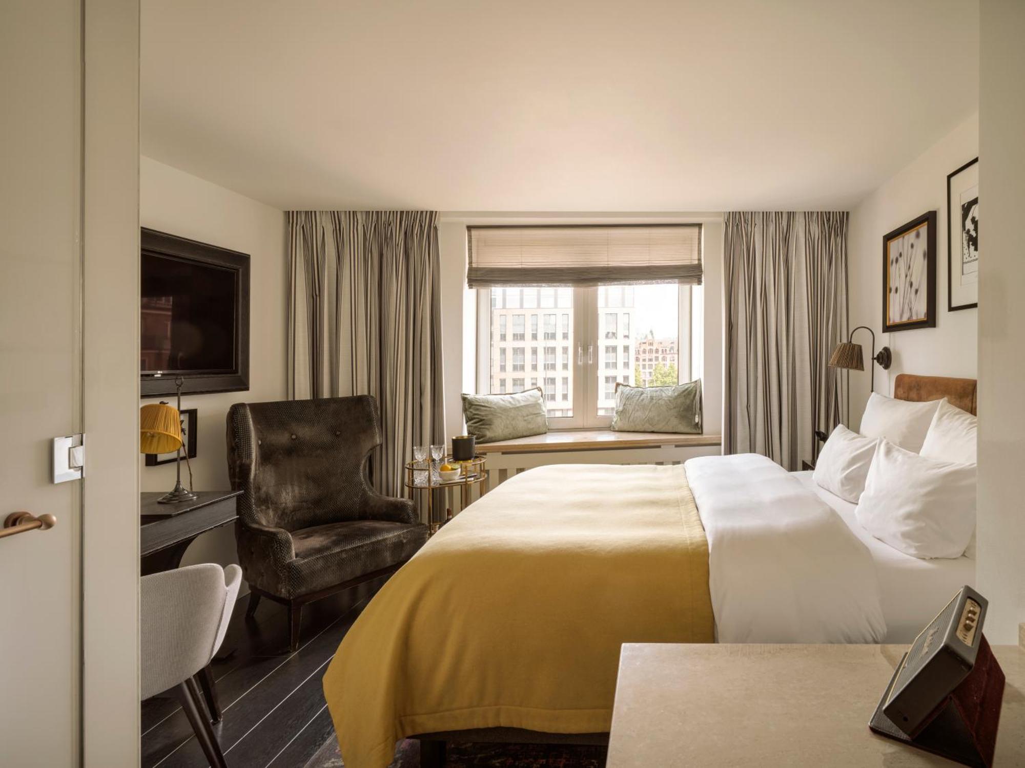 Nikolai Boutique,1590391556:JPEG